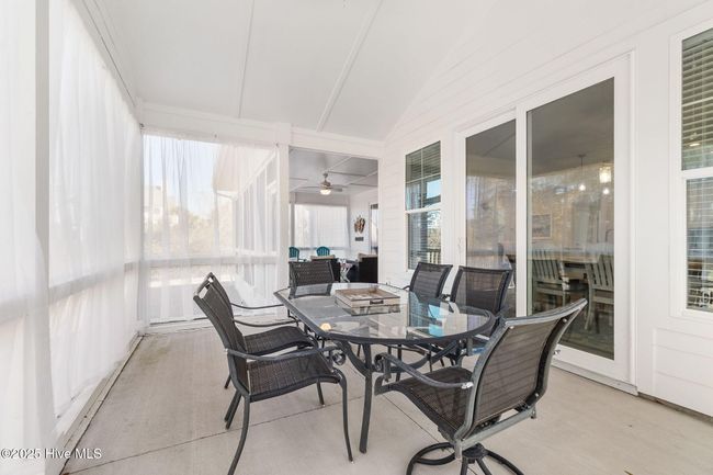 111 Magens Ct E, House other with 4 bedrooms, 4 bathrooms and 2 parking in Cedar Point NC | Image 38