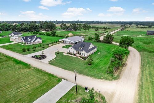 914 Axis Lane, Franklin, TX, 77856 | Card Image
