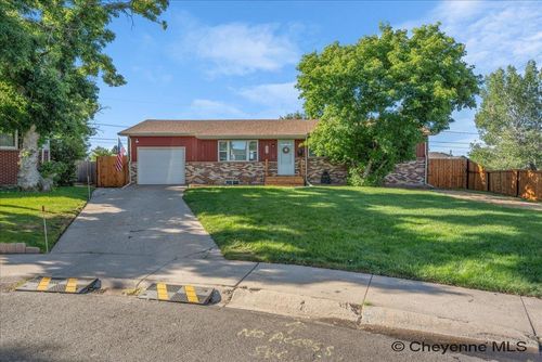 4921 E 6th St, Cheyenne, WY, 82001-6930 | Card Image