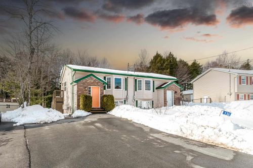 136 Hemlock Dr, Elmsdale, NS, B2S1B8 | Card Image