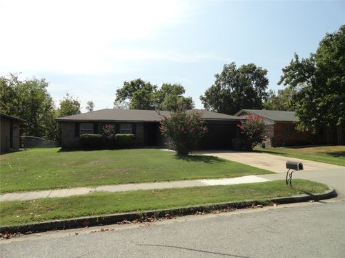 16204 E 2nd St, Tulsa, OK, 74108-1746 | Card Image