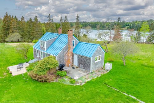 17 Barbour Farm Road, Stonington, ME, 04681 | Card Image