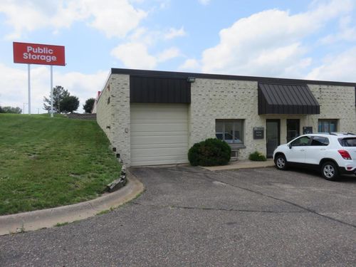 71 County Road B E, Little Canada, MN, 55117-1928 | Card Image