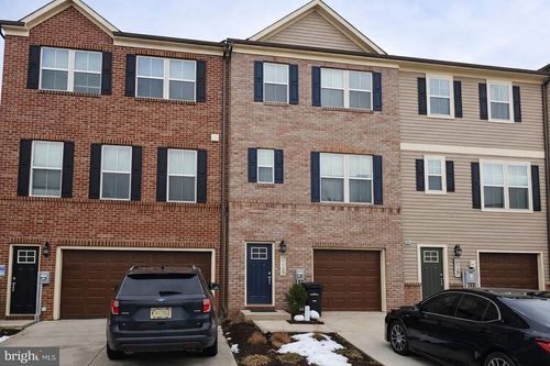 210 Southwind Dr, ACCOKEEK, MD, 20607-2704 | Card Image