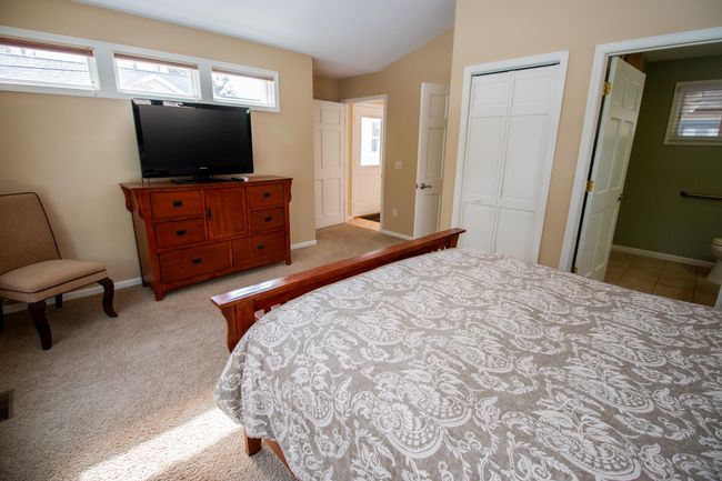 368 N Hancock St, House other with 4 bedrooms, 3 bathrooms and null parking in Pentwater MI | Image 28