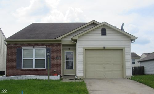 3908 Roundwood Dr, Indianapolis, IN, 46235-4976 | Card Image