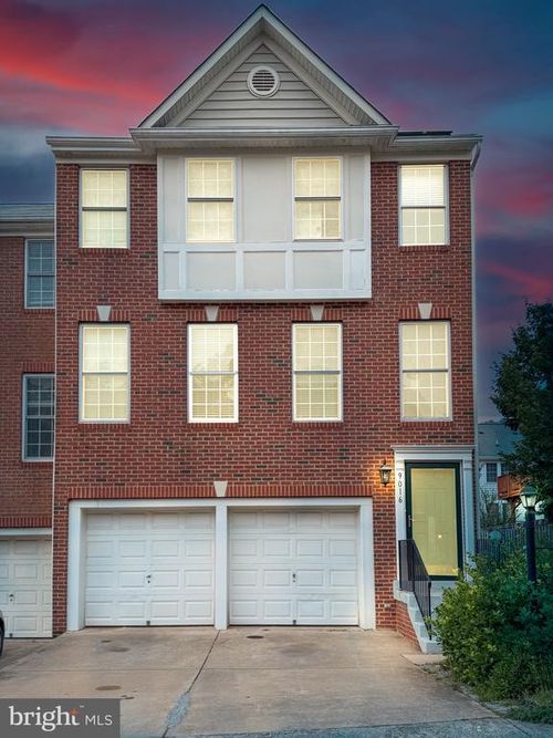 9016 Brewer Creek Pl, MANASSAS, VA, 20109-4854 | Card Image