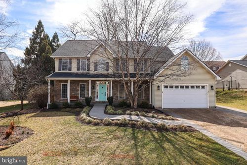 413 Montgomery Ct, BERRYVILLE, VA, 22611-1280 | Card Image