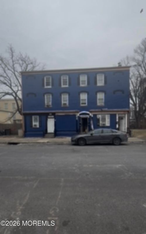 303305 W Hanover Street, Trenton, NJ, 08618 | Card Image