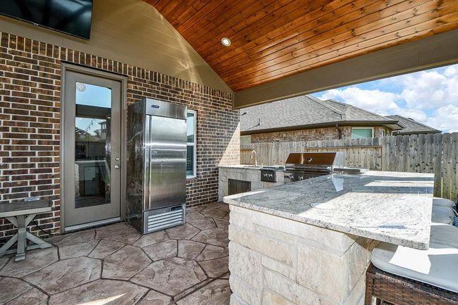 2626 Summer Indigo Trl, House other with 5 bedrooms, 3 bathrooms and 2 parking in Pearland TX | Image 47