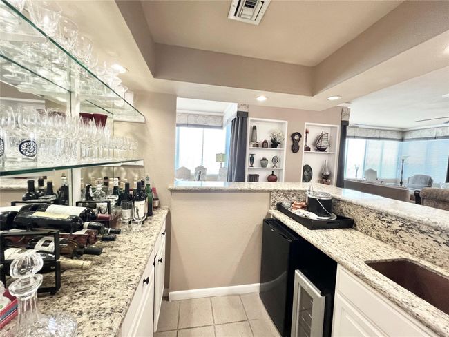 Kitchen | Image 16