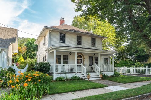 37 Beecher Pl, New Haven, CT, 06512-3904 | Card Image