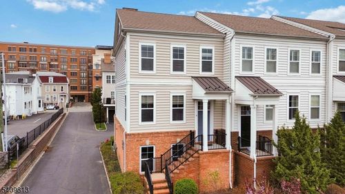6-7 Maple Ave, Morristown, NJ, 07960-5465 | Card Image