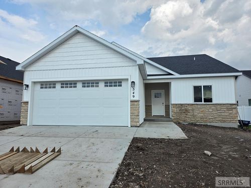 549 S Cutler Ave, Sugar City, ID, 83448-1167 | Card Image