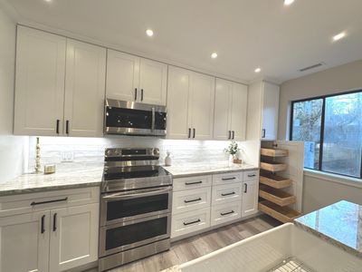 Pantry with soft close drawers | Image 3