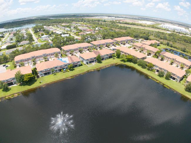 2177 Sw Cape Cod Dr, Condo with 3 bedrooms, 3 bathrooms and null parking in Port St. Lucie FL | Image 21