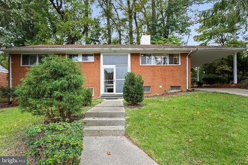 6048 Rossmore Dr, BETHESDA, MD, 20814-2266 | Card Image