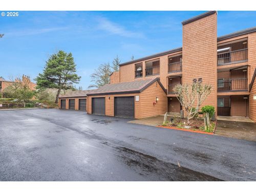 200 Oswego Smt, Lake Oswego, OR, 97035-1075 | Card Image