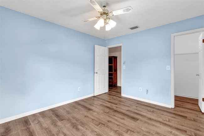 walk-in closet | Image 17