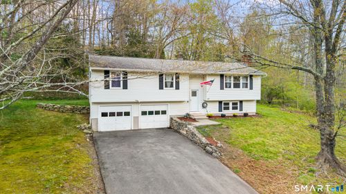 271 Shadduck Rd, Middlebury, CT, 06762-3141 | Card Image