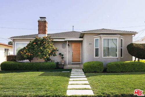 1916 W 94th Pl, Los Angeles, CA, 90047 | Card Image