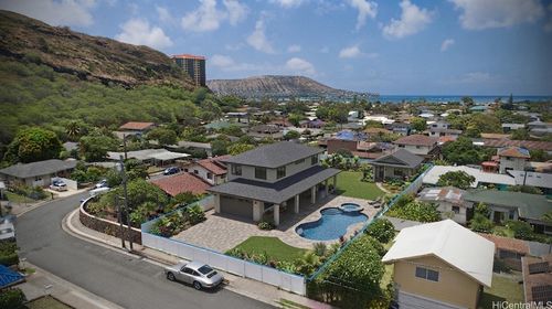 360 Dalene Way, Honolulu, HI, 96821-2204 | Card Image