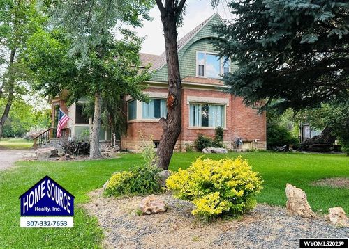 1105 N 2nd St, Lander, WY, 82520-2206 | Card Image