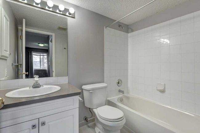 106 - 30 Sierra Morena Mews Sw, Condo with 2 bedrooms, 2 bathrooms and 1 parking in Calgary AB | Image 19