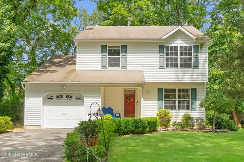 594 Donald St, Brick, NJ, 08723-6400 | Card Image