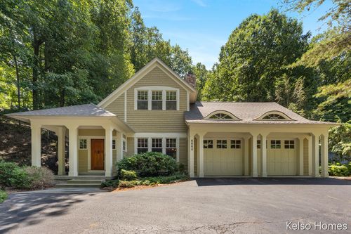 6664 Scenic Shores Dr, Holland, MI, 49423-8957 | Card Image