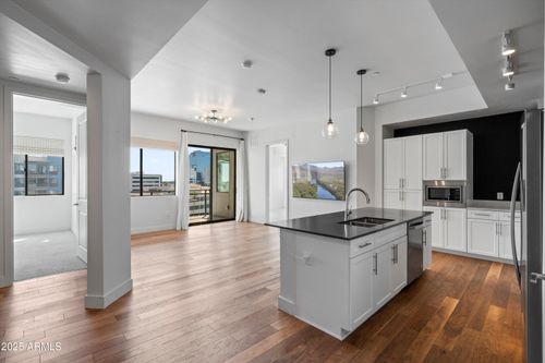 6002-3131 N Central Ave, Phoenix, AZ, 85012-2789 | Card Image
