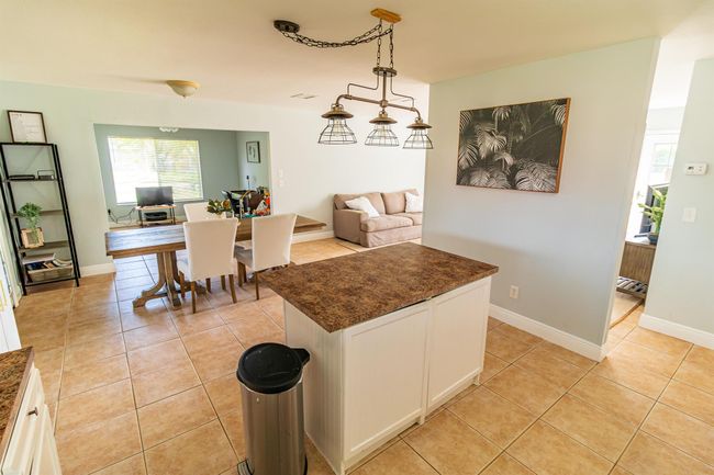 2097 Se New York St, House other with 4 bedrooms, 2 bathrooms and null parking in Port Saint Lucie FL | Image 14