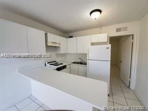 17b-9760 Sw 184th St, Cutler Bay, FL, 33157-6900 | Card Image
