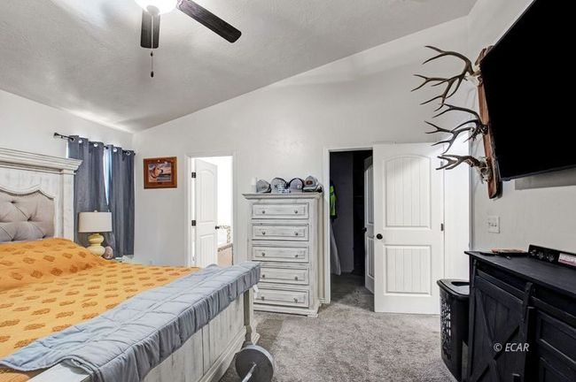 436 Country Club Plz, House other with 4 bedrooms, 2 bathrooms and null parking in Spring Creek NV | Image 10