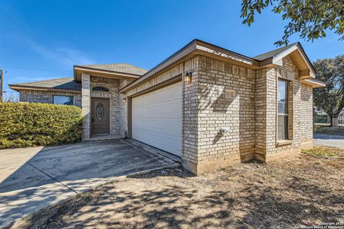 8803 Fenwood St, San Antonio, TX, 78250-4327 | Card Image