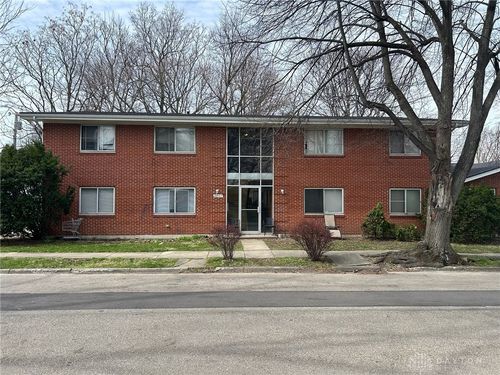 2803 Lansing Dr, Dayton, OH, 45420-1717 | Card Image
