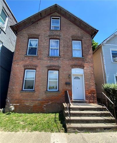 View of front of home | Image 1