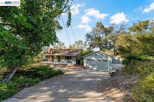 84 Grandview Pl, Walnut Creek, CA, 94595-1637 | Card Image