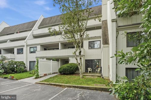 120-120 Summit House, WEST CHESTER, PA, 19382-6518 | Card Image