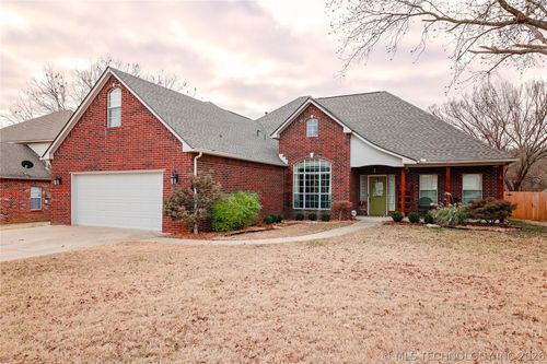 2218 S 113th West Ct, Sapulpa, OK, 74066-9036 | Card Image