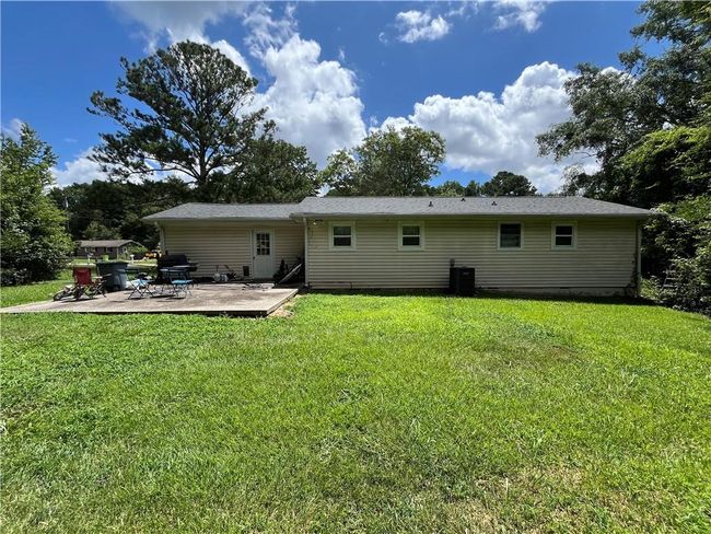 8621 Hickory Ln, House other with 3 bedrooms, 2 bathrooms and null parking in Lithia Springs GA | Image 21
