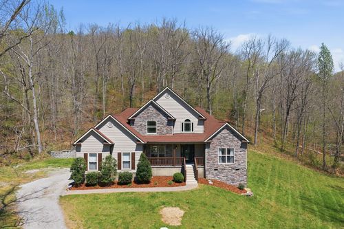 1075 Garland Hollow Rd, Pegram, TN, 37143-9401 | Card Image