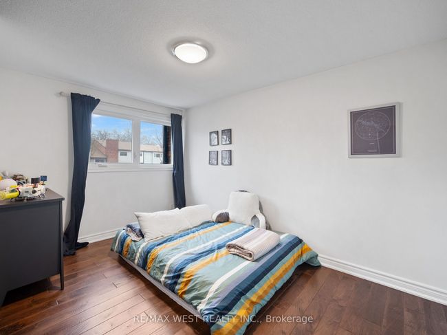 8 - 1564 Kerns Rd, Condo with 4 bedrooms, 2 bathrooms and 2 parking in Burlington ON | Image 30