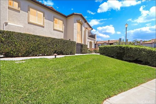 99 Vellisimo Dr, Aliso Viejo, CA, 92656-8041 | Card Image