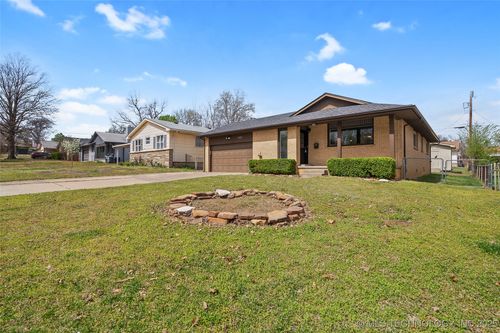 5729 E 24th Pl, Tulsa, OK, 74114-3813 | Card Image