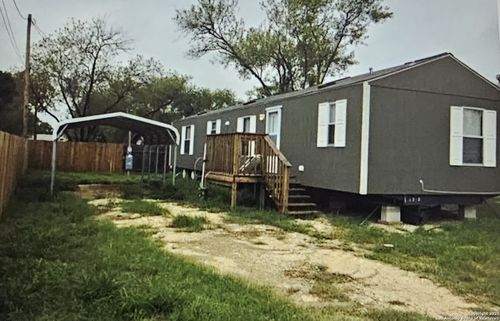 1215 Southway, Pleasanton, TX, 78064 | Card Image