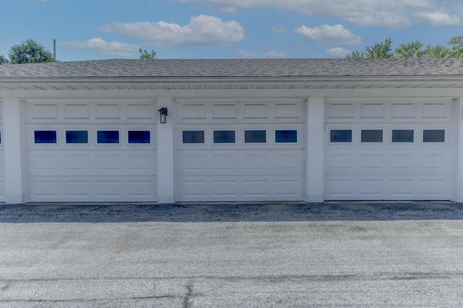 Garage | Image 17