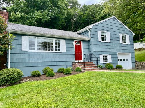11 Cornwall Rd, Norwalk, CT, 06850-1808 | Card Image