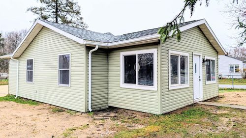 19219 Hamilton Street, South Bend, IN, 46637-3713 | Card Image