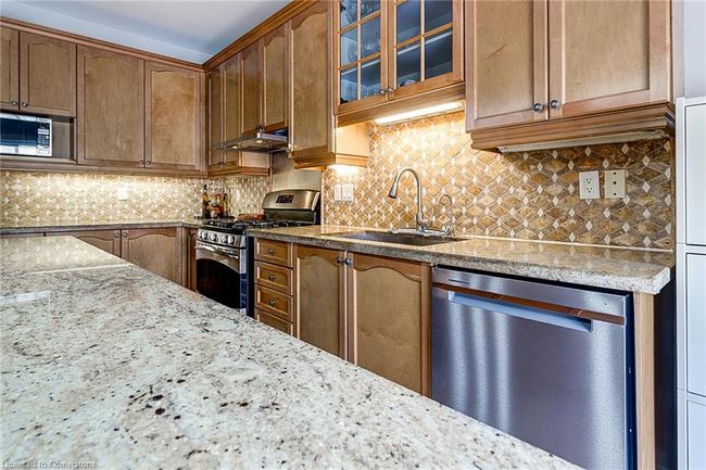 185 Palacebeach Trail, House other with 4 bedrooms, 3 bathrooms and 4 parking in Stoney Creek ON | Image 27